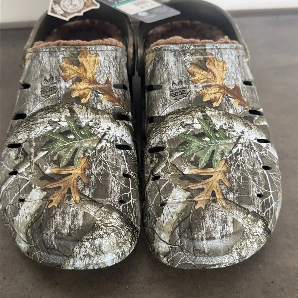 Rugged Shark Real Tree Men’s Camouflage Lined EVA Clogs Comfortable Size 8 NWT